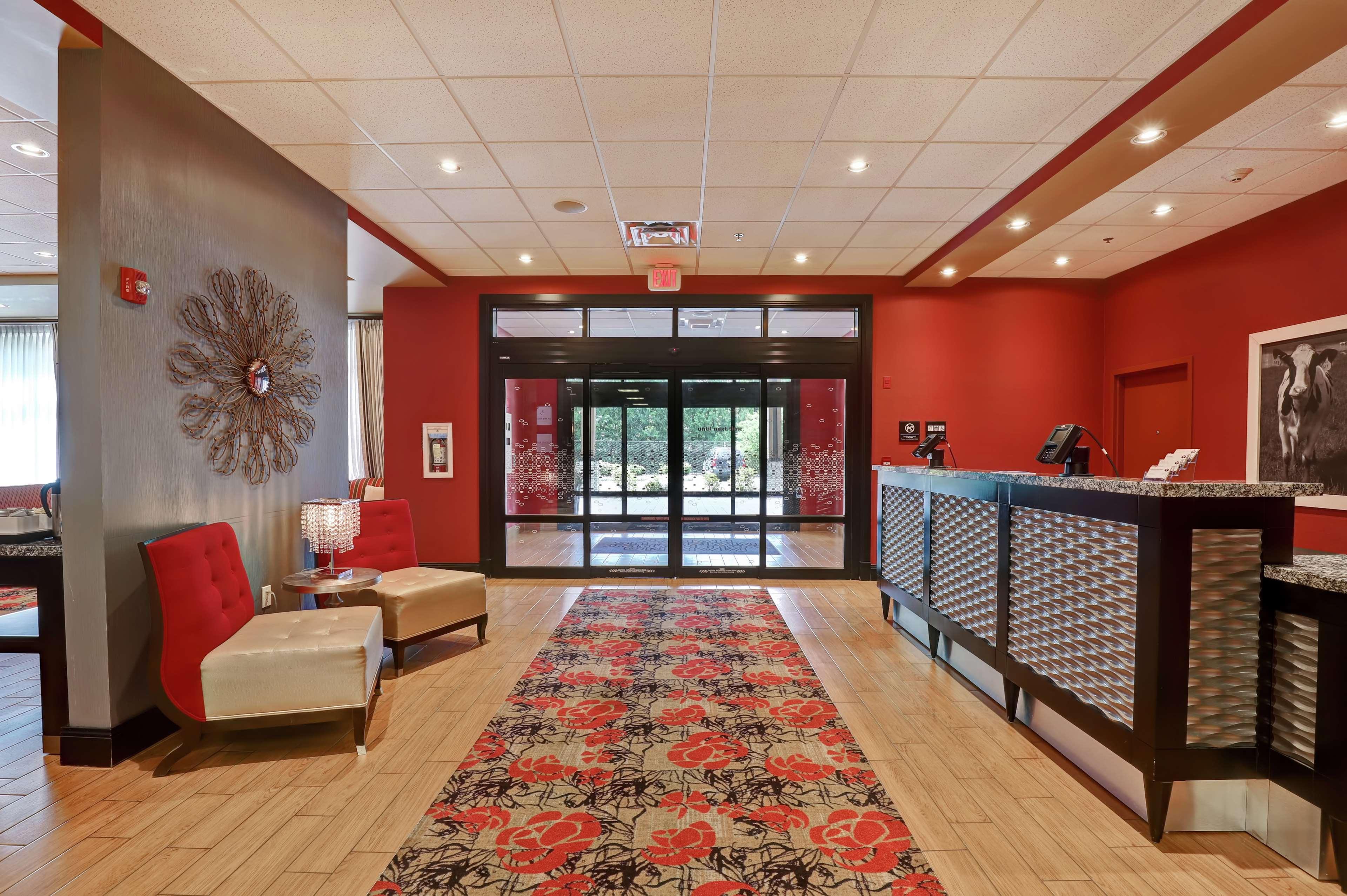 Hampton Inn By Hilton צ'יליוואק מראה חיצוני תמונה