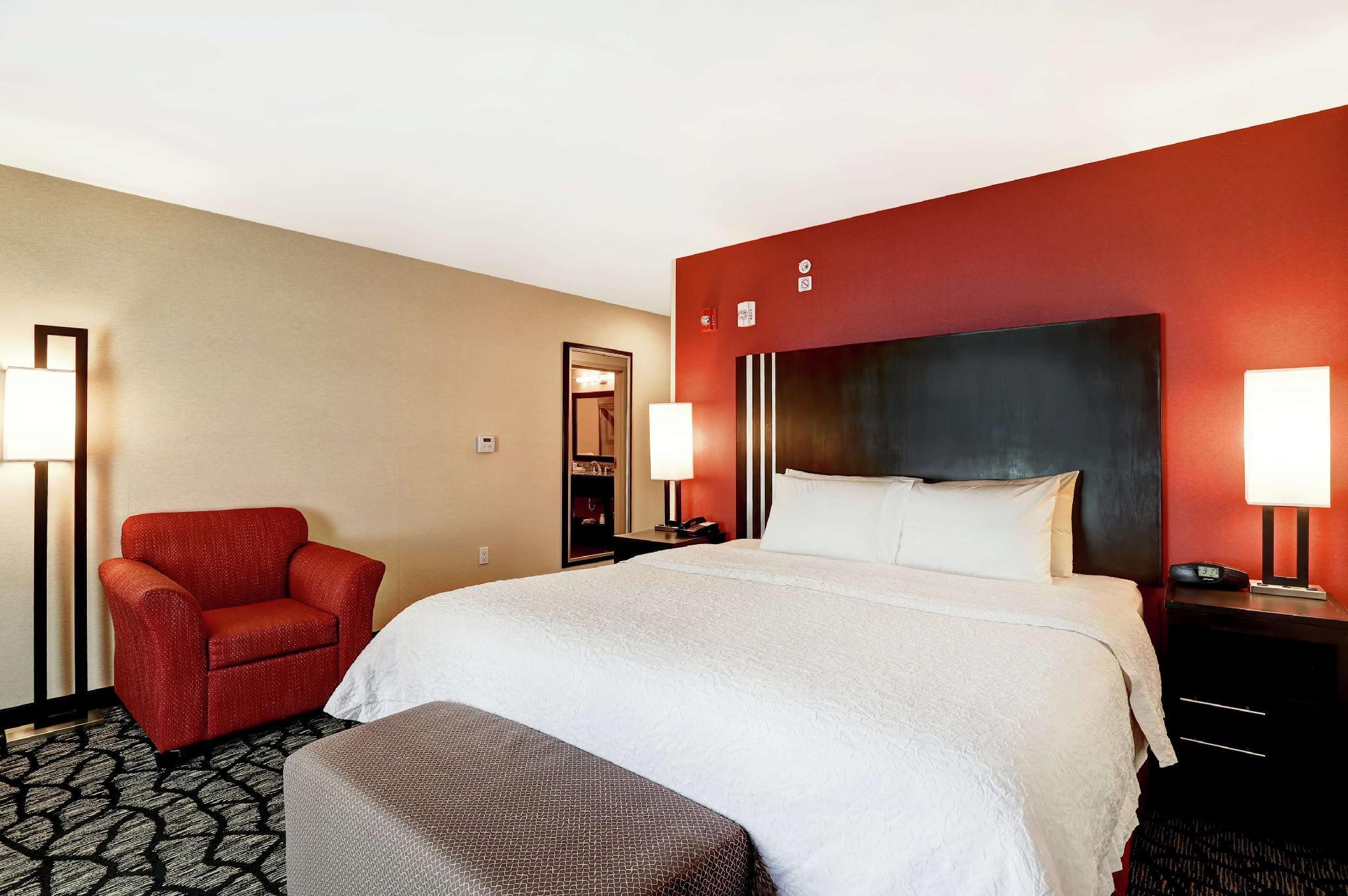 Hampton Inn By Hilton צ'יליוואק מראה חיצוני תמונה